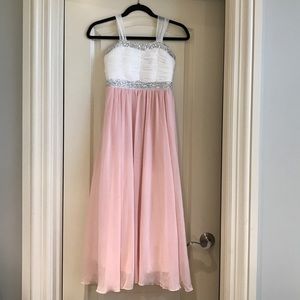 Xtraordinary formal dress